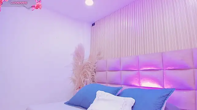 SamaraAnders_ webcam