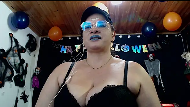 Aleja_Gonzales webcam