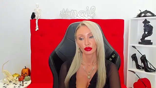 ElizaWeize on Stripchat