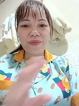 Sana-vn live cam on StripChat