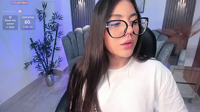 Rubi_Monroe live cam on StripChat