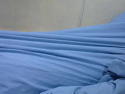 beauty_bby live cam on StripChat