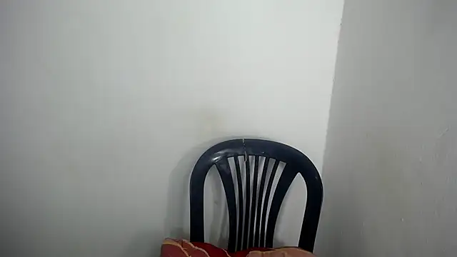 Modèle: alexabigcock21