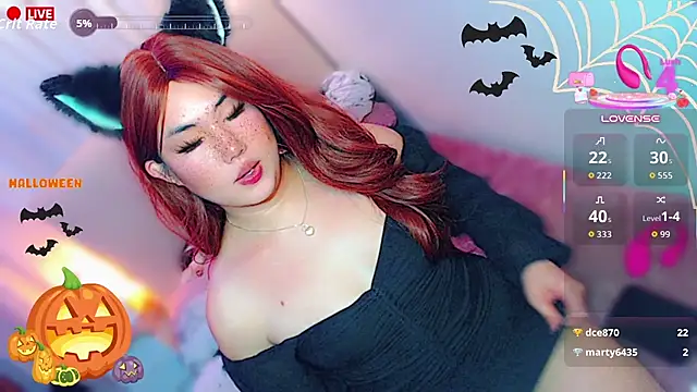 Alicia_Rose69