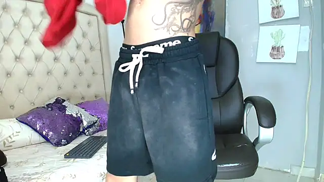 connor_launther_ webcam