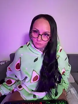 xxveraa_vibe (F young) - Free Boobies+ Klemmen 10min LT pic