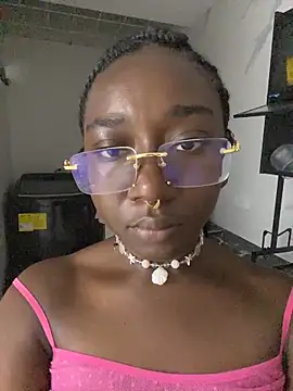 zahhy_ (F teen) - Mmmmm yummmy 🥵😋