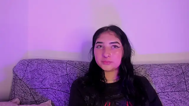 Kattengel_ live cam on StripChat
