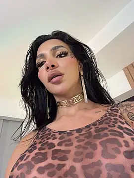 DivaVirtual11_ live cam on StripChat