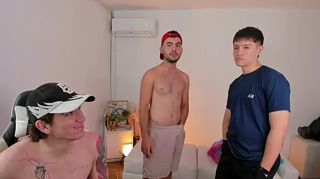 Handsomeboyss19
