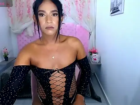 NICOLLE_CORTEZ