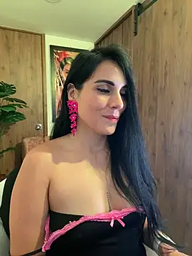 Miaswwe live cam on StripChat
