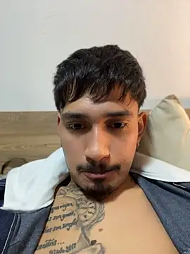 Mathias_vega live cam