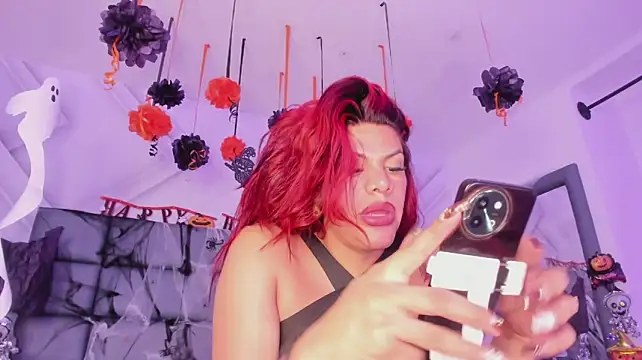 Modella: ViolettaNaughty