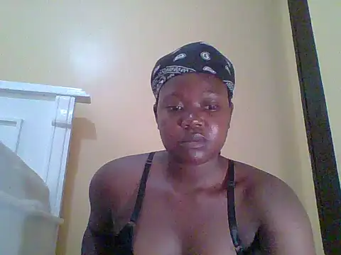Sexybev live cam on StripChat