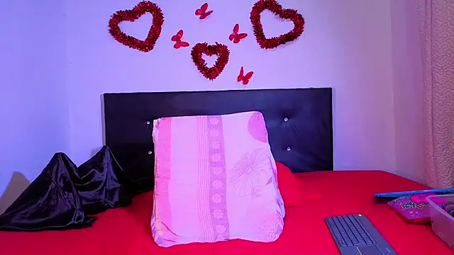 Betzabeth-Miller live cam on StripChat