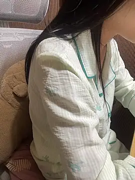Mina048