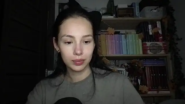 Yuna5343 live cam on StripChat