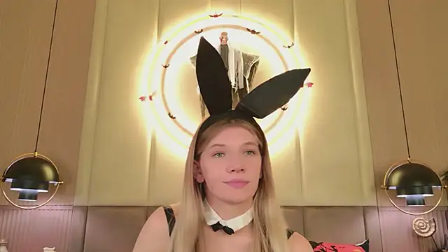 Vivien_Hans live cam on StripChat