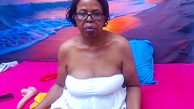 SEXY_MATURExx live cam on StripChat