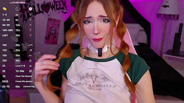 Adetta live sex cam