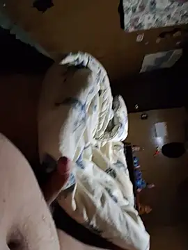 Papabear98 live cam on StripChat