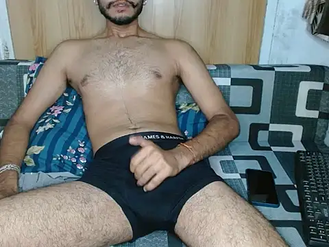 CoralN live cam on StripChat