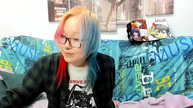 Cute__Kiko live cam on StripChat