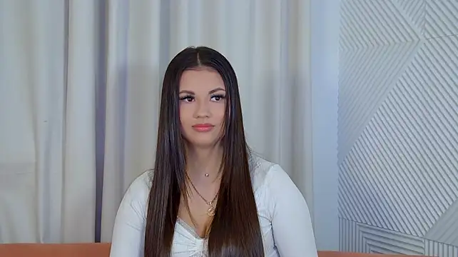 MonicaMartinezi
