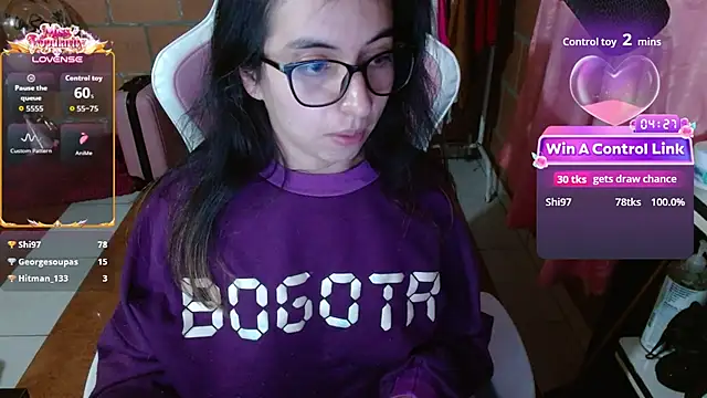 Maggie_Fox3 live cam on StripChat