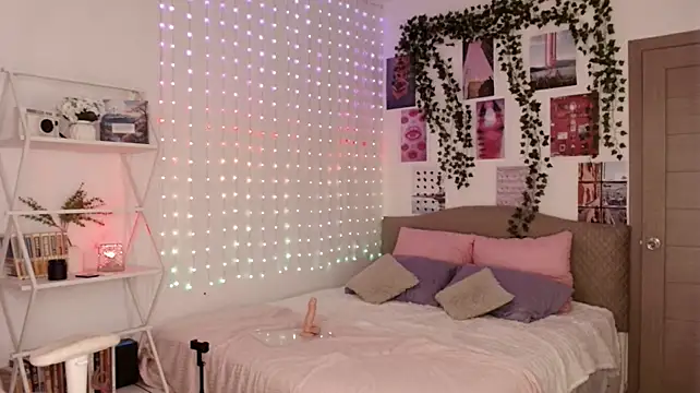 Lily_Flores live cam on StripChat