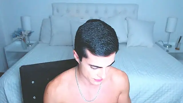 mr_hunterx on Stripchat