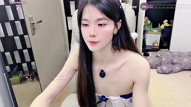Yueyue-MM live sex cam
