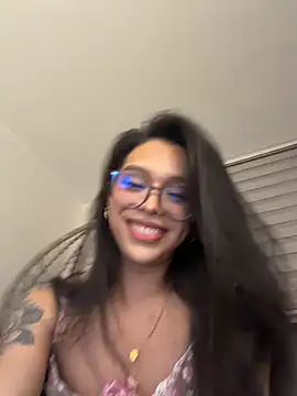 Samantha_Bernardo webcam