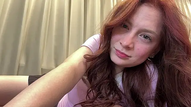 ConstanceMayo live cam on StripChat