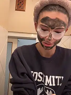 sophiiastarr (F young) - Last Tipper gets my Snap 🥵🥵