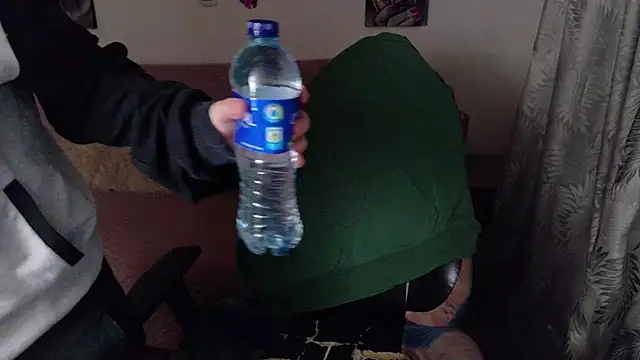 geminis_xxx live cam on StripChat