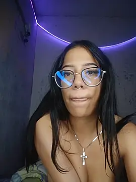 Abbycherry19 live cam on StripChat
