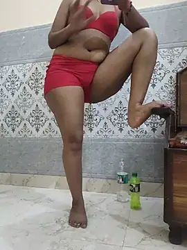 Chahat_hotty29