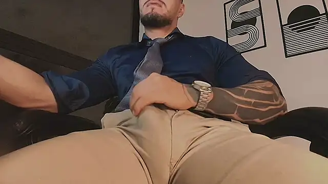 ALPHA_DOMINUS_ live webcam