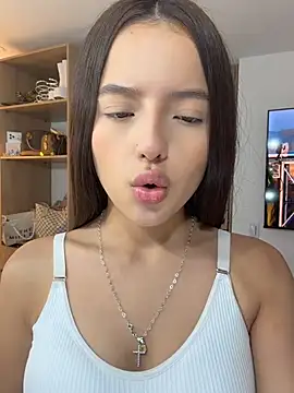 Sofia18_pinkk webcam