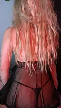 nathashabennethh live cam on StripChat