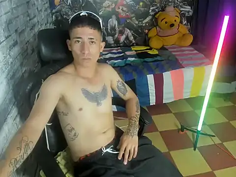 cristopher_june live cam on StripChat