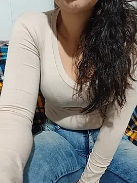 Lupita_sol live cam on StripChat