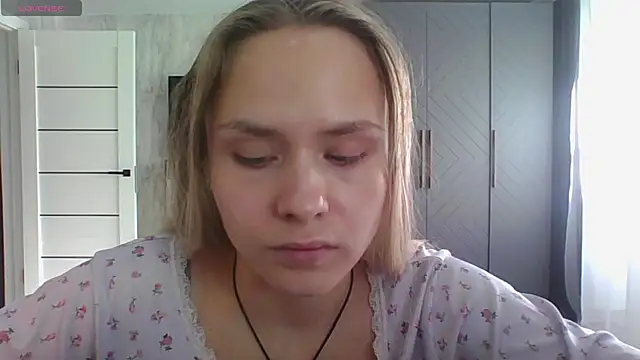 Annie_Cohn live cam on StripChat