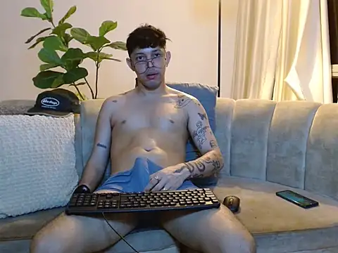 tonysexyboy live cam on StripChat