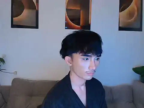 twink_pinoy live cam on StripChat