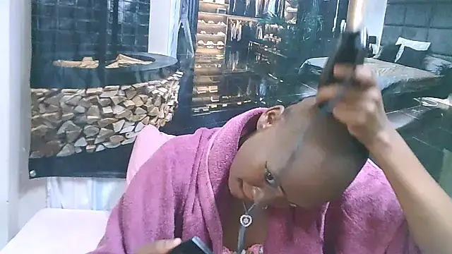 EbonyOlive69