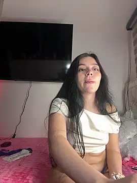 Midori_rosse live cam on StripChat