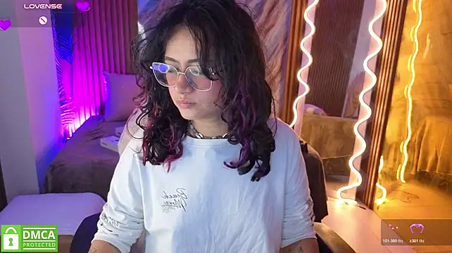 kristen_tay